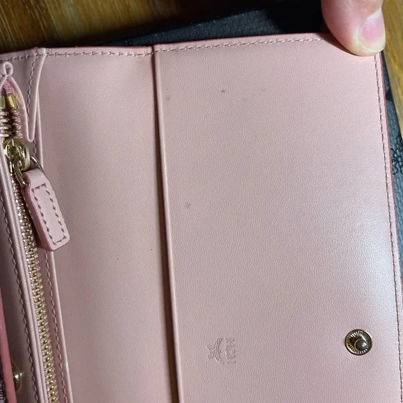 MCM Black and Pink Wallet - Picture 5 of 15